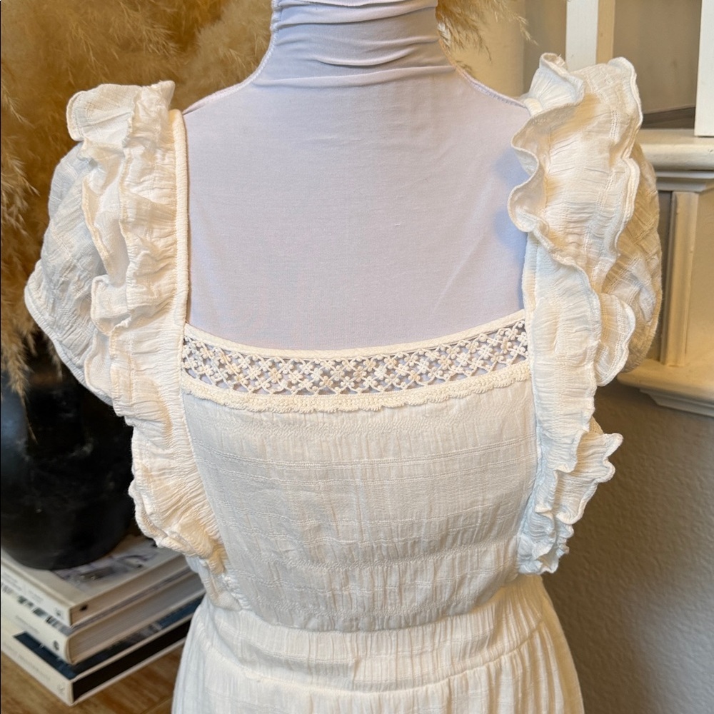 Betsey Johnson Snow White Ruffled Sleeveless Tiered Midi Dress Size Large - Picture 3 of 8